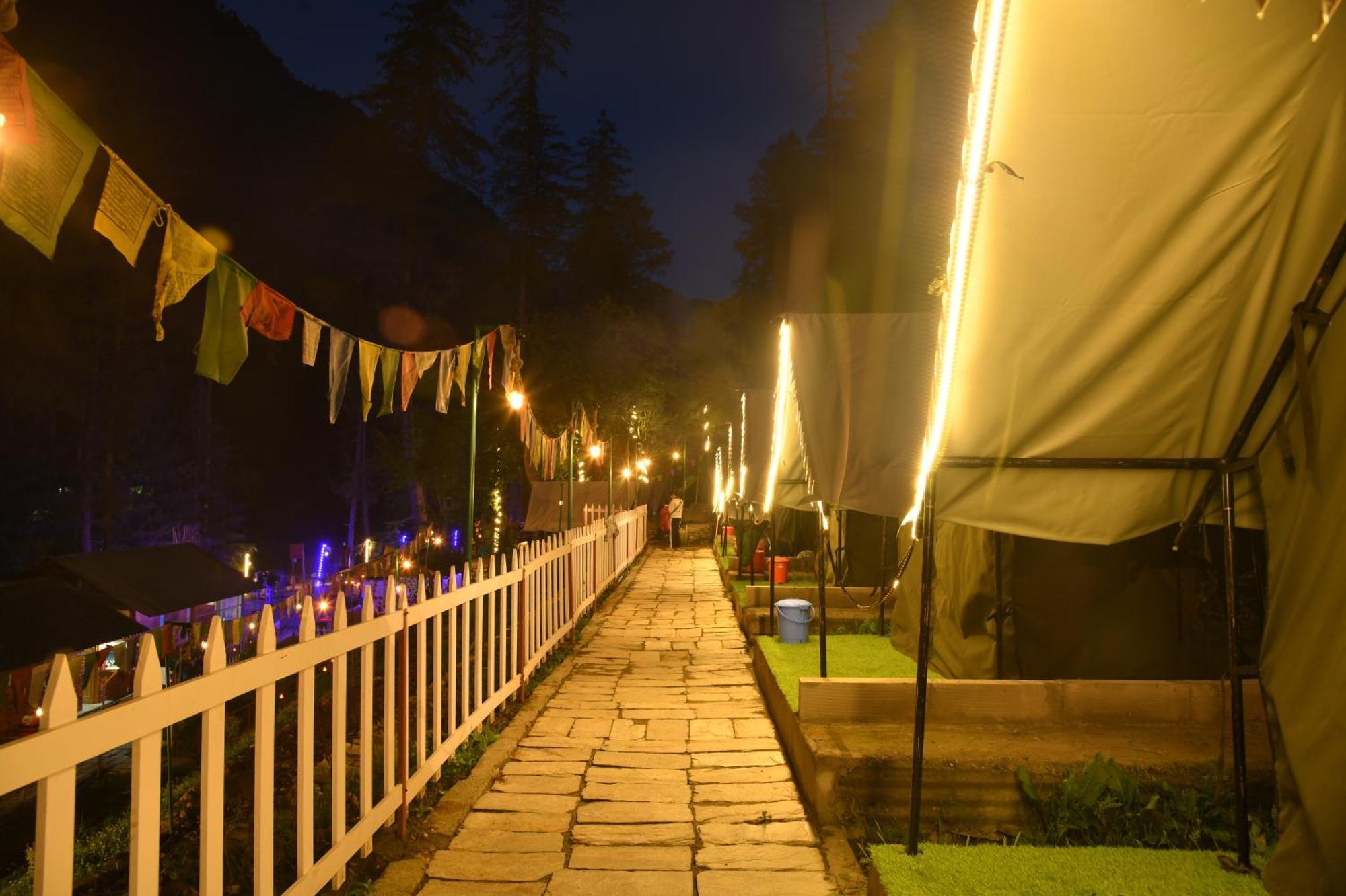 Himtrek Riverside Camps, Kasol Kültér fotó